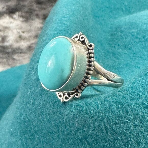 Turquoise and 925 Sterling Silver Ring - Picture 1 of 6